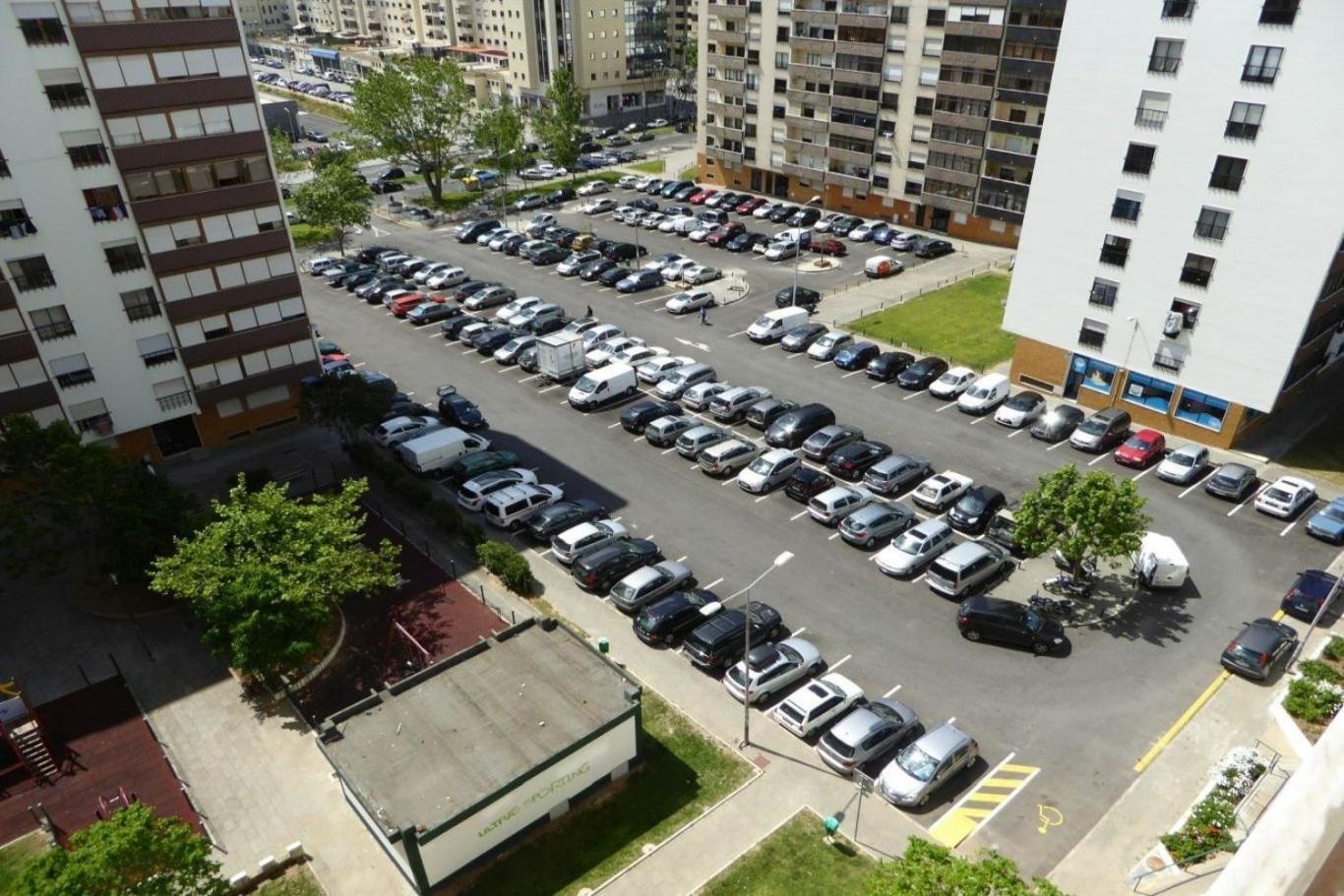 Be Local - Apartment With 2 Bedrooms In Infantado In Loures Eksteriør bilde